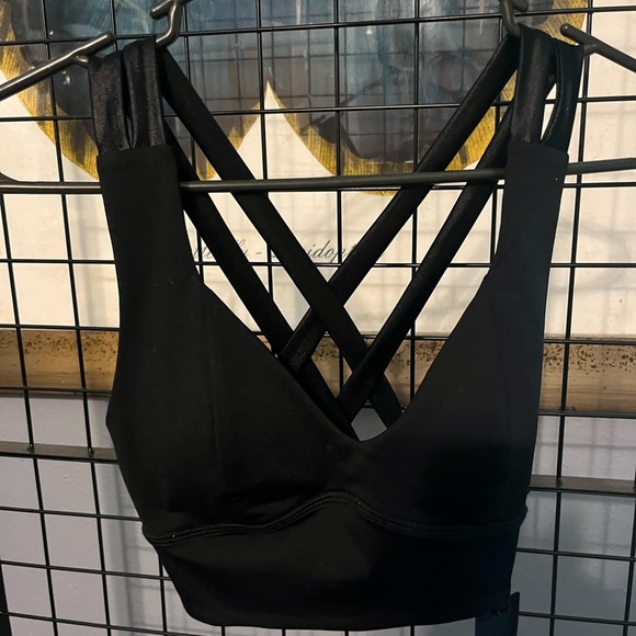 Lanston Sport Black Cross-Back Bralette - Picture 1 of 4